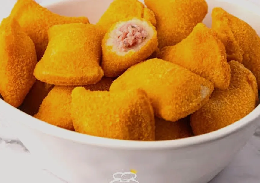Enroladinhos de queijo e presunto