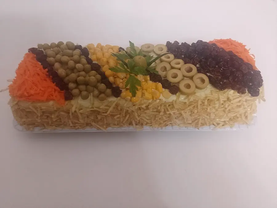 Bolo salgado decorado à mão pela Andréa (nº 28)