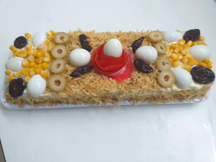 Bolo salgado decorado à mão pela Andréa (nº 62)