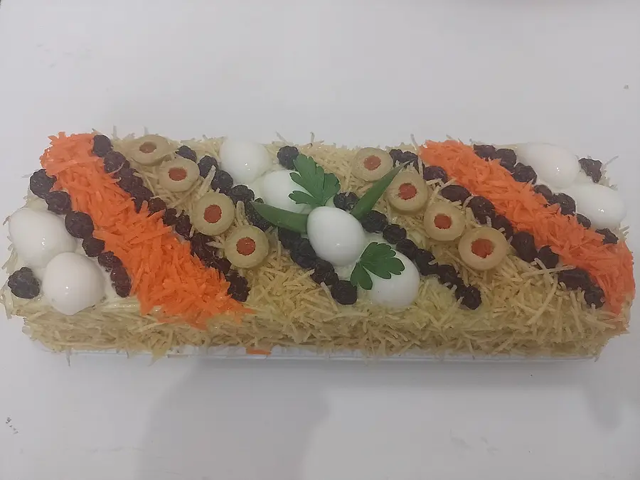 Bolo salgado decorado à mão pela Andréa (nº 86)