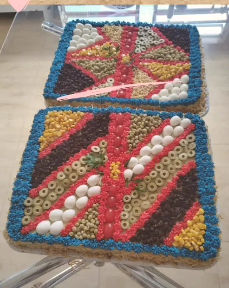 Bolo salgado decorado à mão pela Andréa (nº 95)