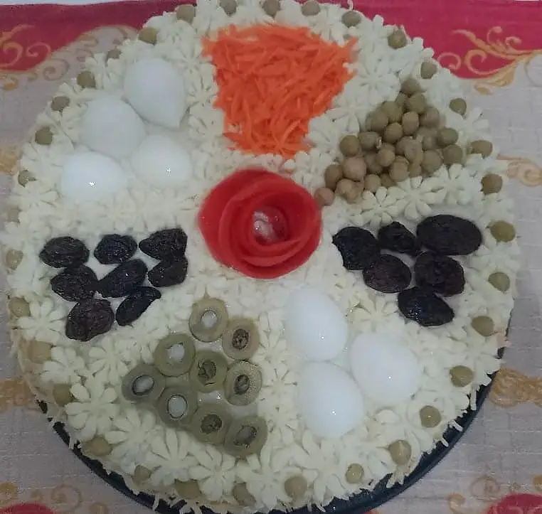 Bolo salgado decorado à mão pela Andréa (nº 101)